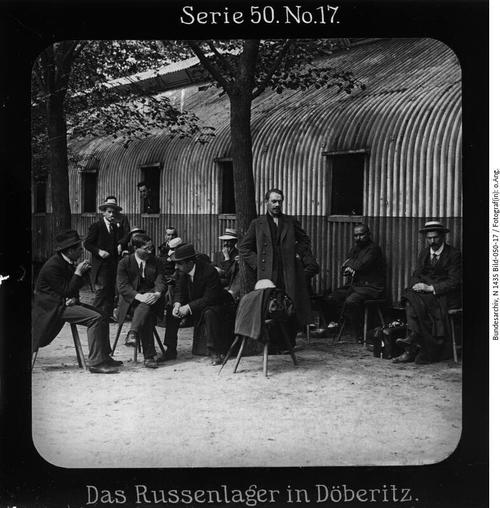 Russische Zivilgefangene in Döberitz (Brandenburg) BArch, N 1435 Bild-050-17, o.Ang.