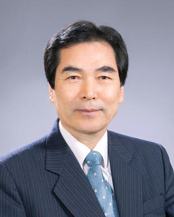 Sam-Huan Ahn